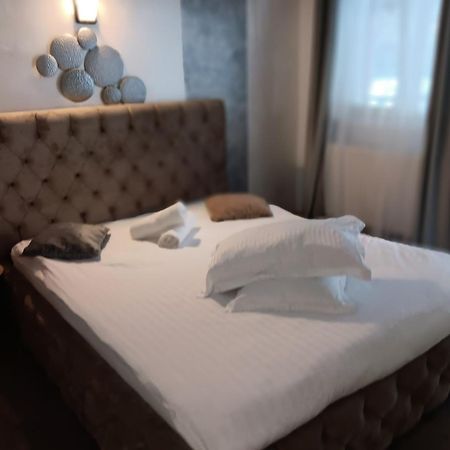 La Protap Calimanesti Hotel Kültér fotó