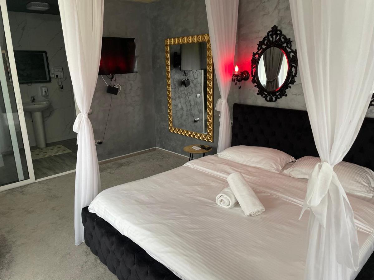 La Protap Calimanesti Hotel Kültér fotó