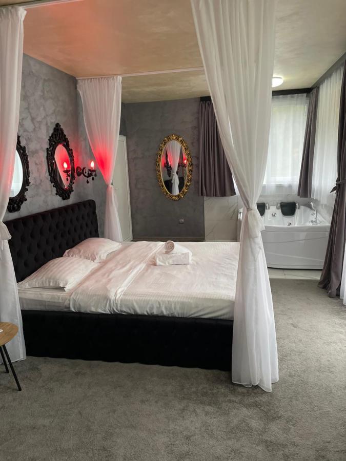 La Protap Calimanesti Hotel Kültér fotó