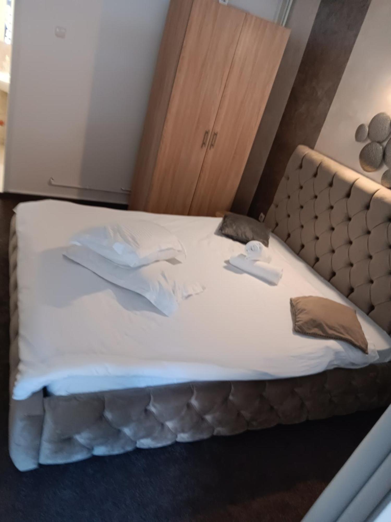 La Protap Calimanesti Hotel Kültér fotó